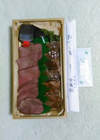 [要予約]飛騨牛ステーキ&カルビ弁当の写真