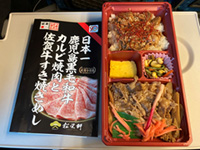 日本一鹿児島黒毛和牛カルビ焼肉と佐賀牛すき焼きめしの写真