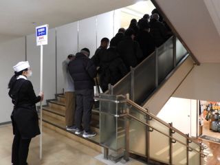 輸送駅弁コーナー列