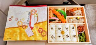 幕の内弁当[崎陽軒]1