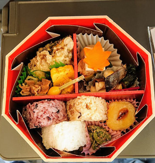 「旅人Ｋ」さんからの投稿写真＠【終売】女将のおもてなし弁当