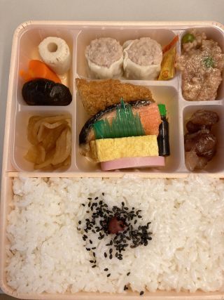 おたのしみ弁当2