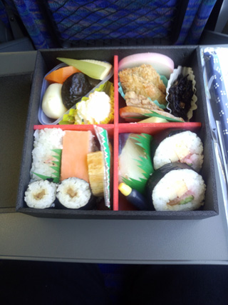 「たか」さんからの投稿写真＠[季節限定]つまんでよし、食べてよし 酒肴弁当