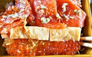 「SumioC57」さんからの投稿写真＠こぼれいくら！サーモンちらし