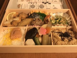 「7号」さんからの投稿写真＠特駅弁 やまやの辛子明太子と明太からあげ