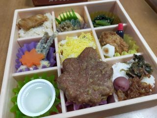 「たけ」さんからの投稿写真＠【終売】サカスタ弁当