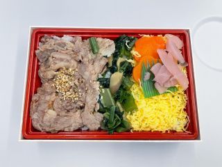 「たけ」さんからの投稿写真＠[季節限定]夏の信州プレミアム牛炭火焼弁当