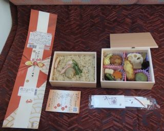 「川崎市民っす！」さんからの投稿写真＠ずわい蟹と帆立のせごはん折詰