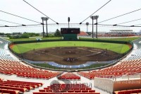 埼玉県営大宮公園野球場の写真