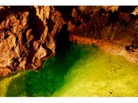 稲積水中鍾乳洞の写真