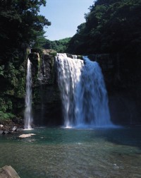 神川の大滝の写真