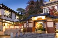 聴泉閣かめや