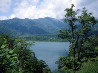 オコタンぺ湖