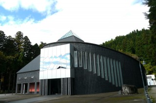 富山県立山博物館