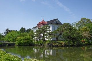 鶴岡公園（鶴ヶ岡城）