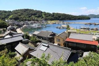 真鍋島（笠岡市）