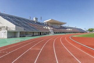 ソユースタジアム（秋田市八橋運動公園陸上競技場）の写真