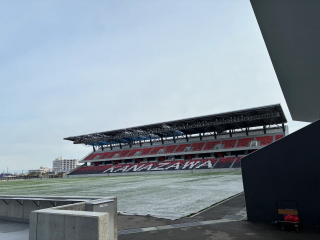 金沢ゴーゴーカレースタジアム（金沢城北市民運動公園）