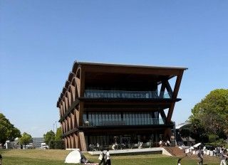 横浜ティンバーワーフ