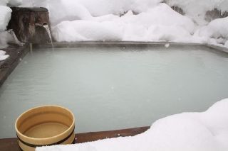 新野地温泉の写真