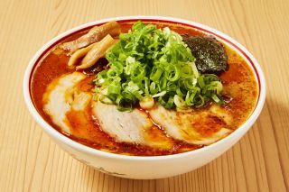 「特製辛搾りらーめん」東京煮干し　らーめん玉