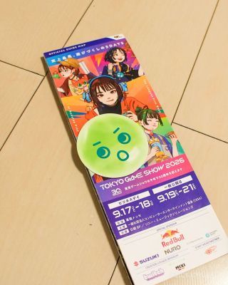 参加賞のステッカー、川上産業(株)ならではのプチプチゲームは11月発売予定とのこと