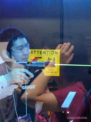 特殊加工された弾で射線が見える！