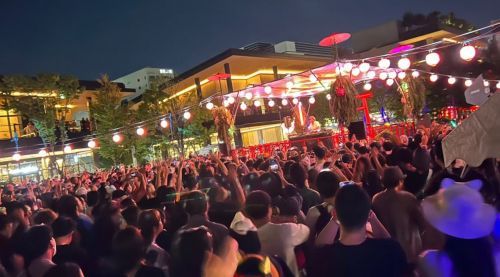 生バンド演奏と共に盆踊りを楽しもう