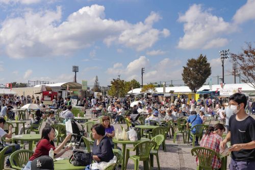 キッチンカーグルメ選手権イメージ２