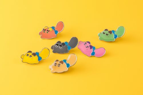 東京ばにゃ奈 ピンバッジ（全6種）　各 600円（本体価格546円）