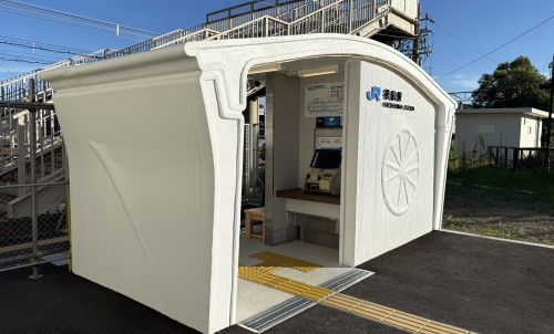 初島駅新駅舎４