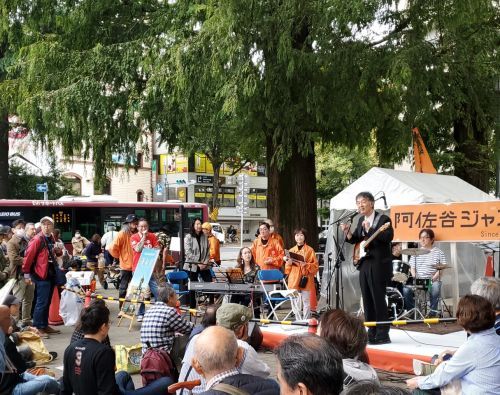 阿佐ヶ谷駅前ひろば