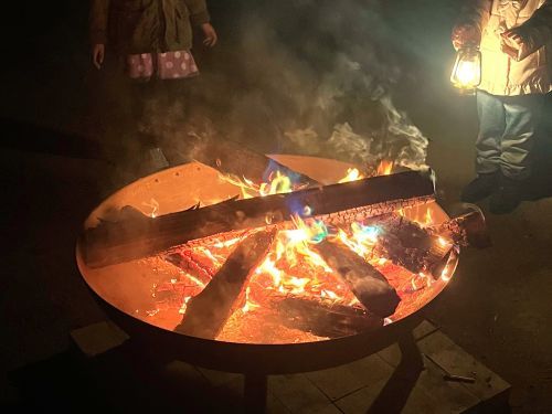 大きな焚火が出現！